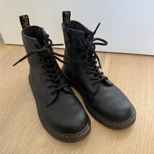 Doc Dr. Martins Girls Black Combat Boot - Size 5